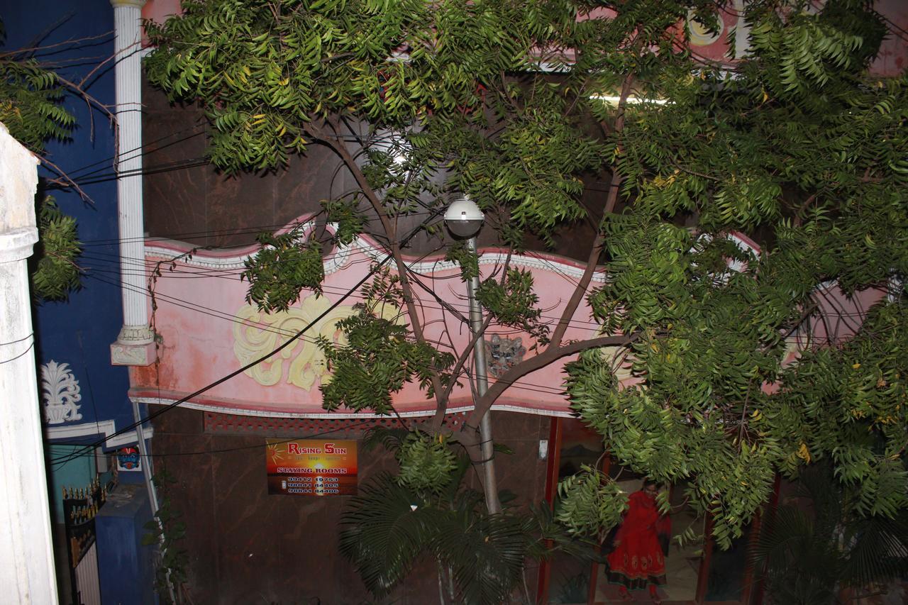 Rising Sun Hotel Chennai Luaran gambar